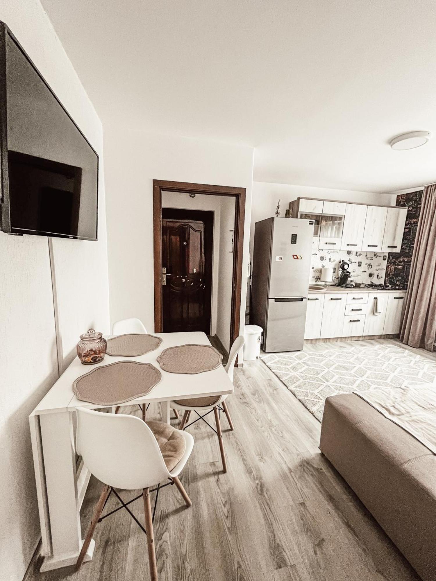 Apartament One Divine - Zărneşti Exterior foto